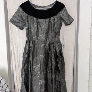 Vintage '50s-style cocktail dress